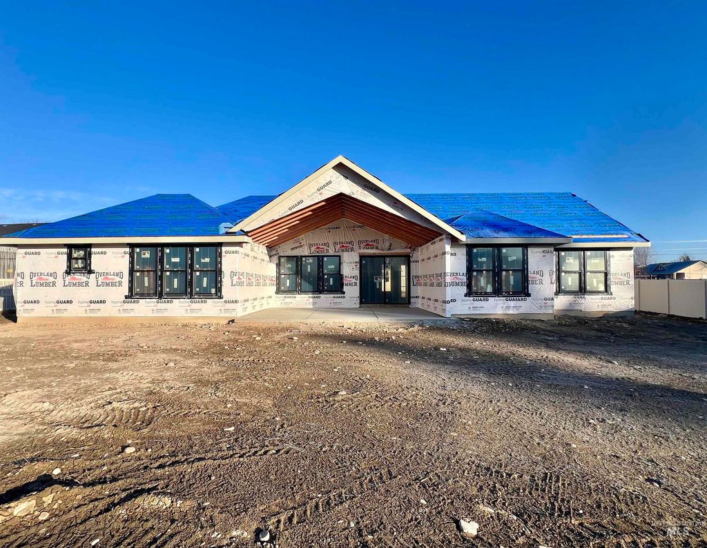 Photo of 1575 N Watershed Ln, Star, ID 83669 (MLS # 98974224)