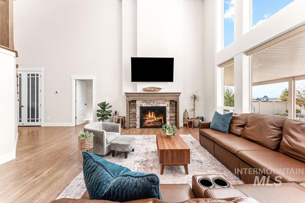 7063 S Pear Blossom Way