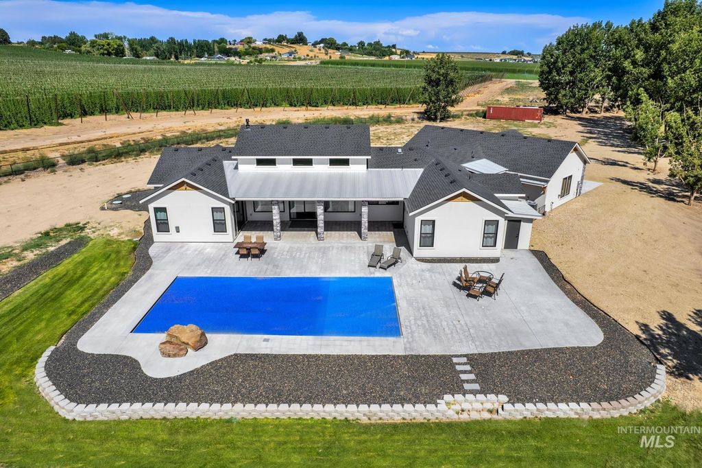 Photo of 27114 Lower Pleasant Ridge, Wilder, ID 83676 (MLS # 98957575)