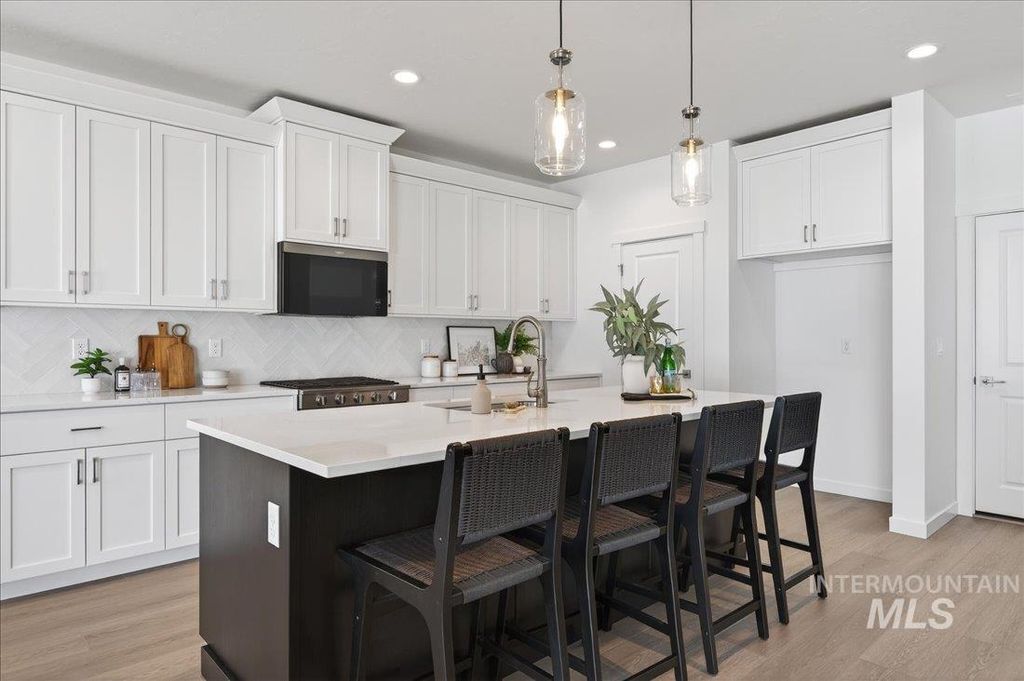 Photo of 8508 W Millcreek Ct, Star, ID 83669 (MLS # 98986704)