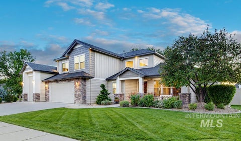 Photo of 2603 N Hearthglow Ave, Eagle, ID 83616 (MLS # 99000098)