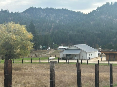 Photo of 15 Veterinary Way, Garden Valley, ID 83622 (MLS # 99002341)