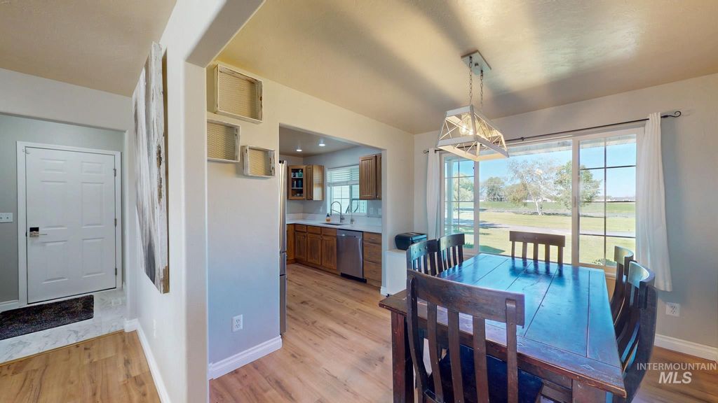 Photo of 1868 S 1850 E, Gooding, ID 83330 (MLS # 98987606)