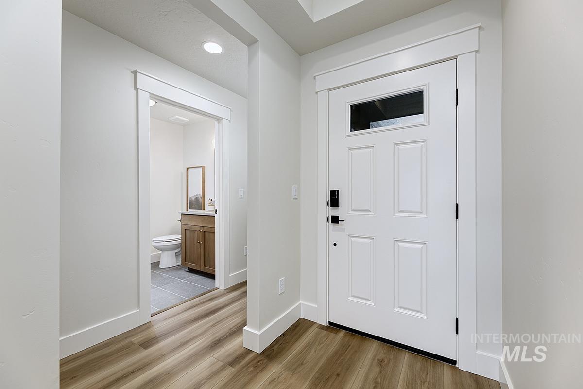 6975 S Skybreak Lane