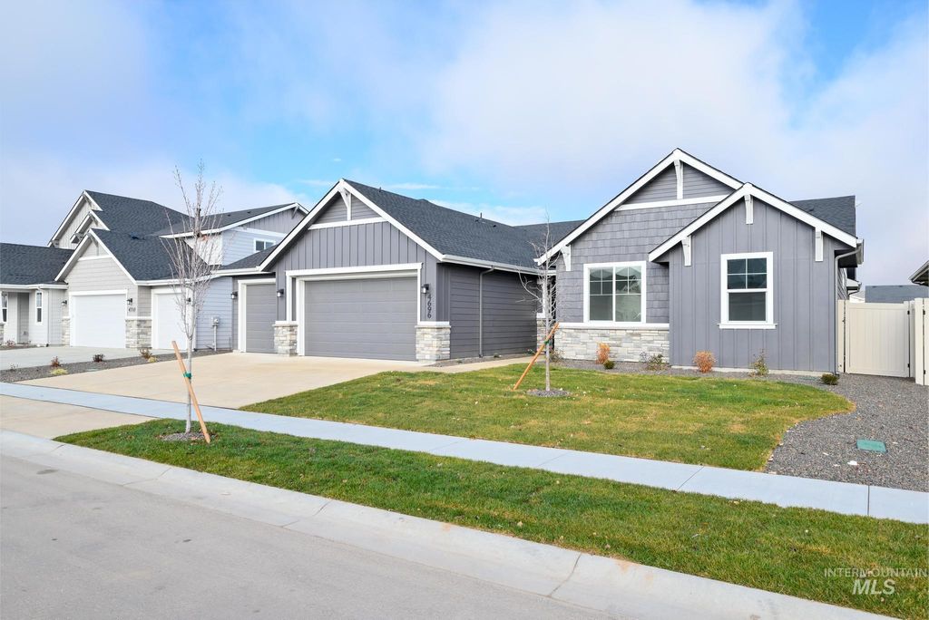 Photo of 4696 E Pondera Dr, Nampa, ID 83687 (MLS # 98969764)