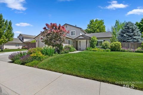 Photo of 2870 N Quarrystone Way, Meridian, ID 83646 (MLS # 98989194)