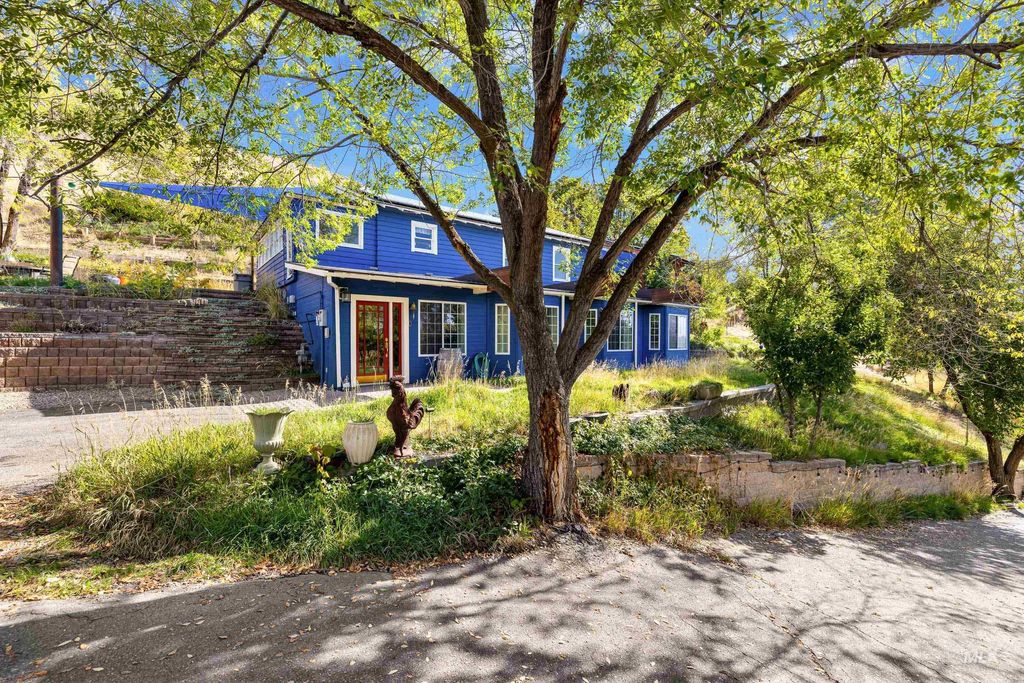 Photo of 4462 N Kitsap Way, Boise, ID 83703 (MLS # 98963936)