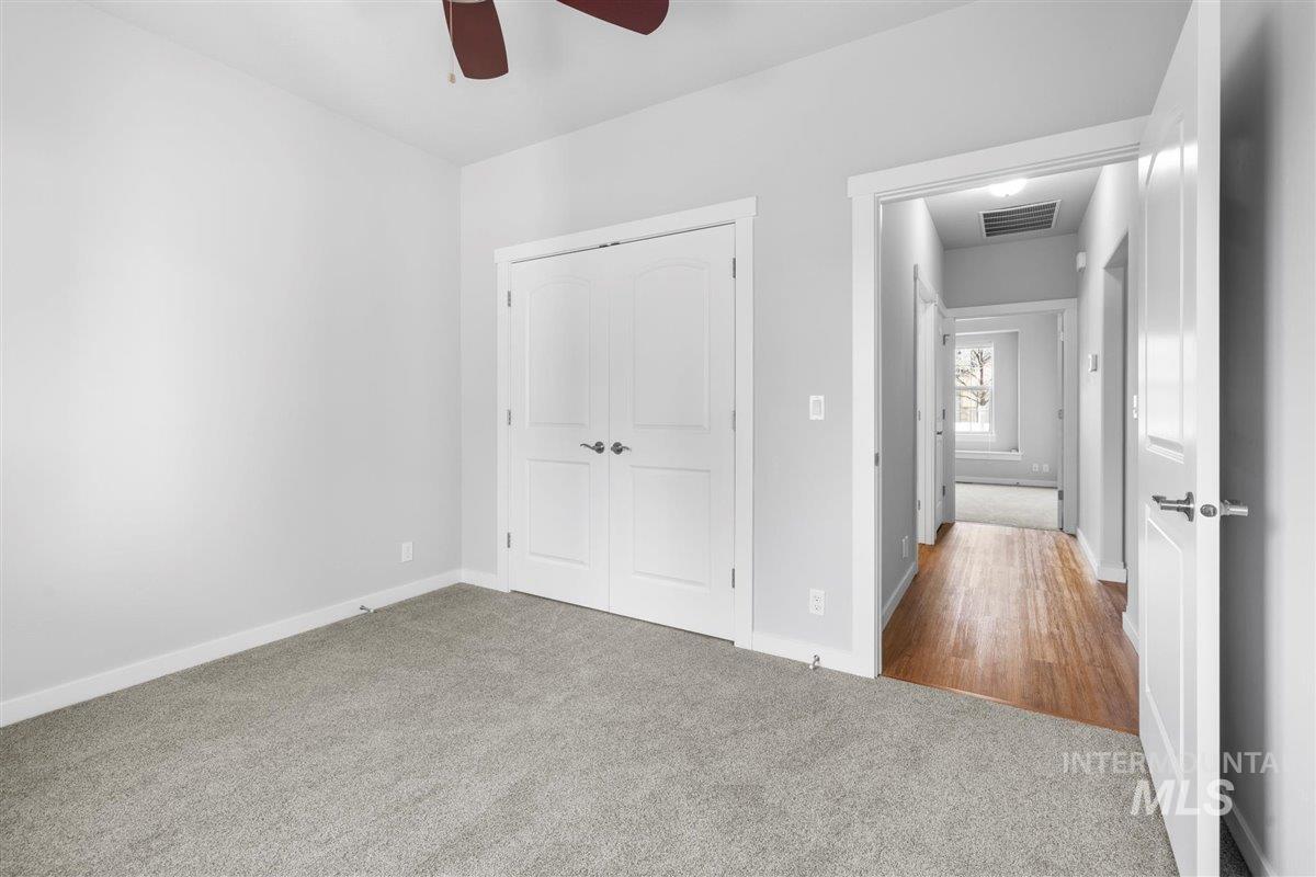 Caldwell, Idaho 83607, United States, 3 Bedrooms Bedrooms, ,2 BathroomsBathrooms,Residential,Pending,64920