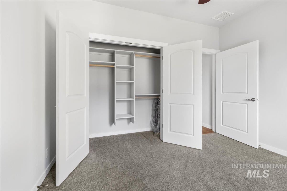 Caldwell, Idaho 83607, United States, 3 Bedrooms Bedrooms, ,2 BathroomsBathrooms,Residential,Pending,64920