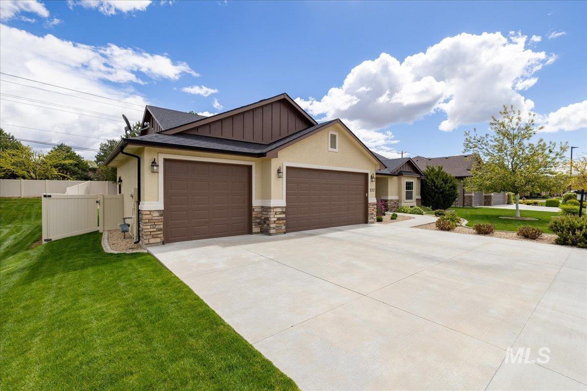 Caldwell, Idaho 83607, United States, 3 Bedrooms Bedrooms, ,2 BathroomsBathrooms,Residential,Pending,64920
