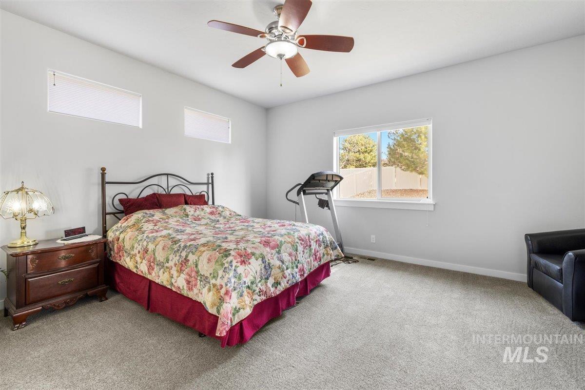 Caldwell, Idaho 83607, United States, 3 Bedrooms Bedrooms, ,2 BathroomsBathrooms,Residential,Pending,64920