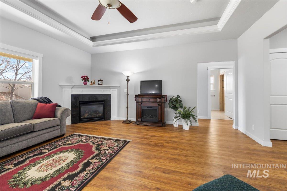 Caldwell, Idaho 83607, United States, 3 Bedrooms Bedrooms, ,2 BathroomsBathrooms,Residential,Pending,64920