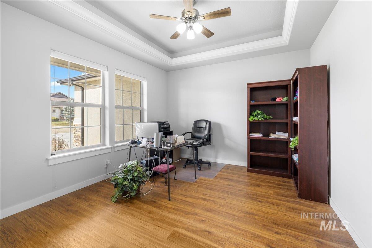 Caldwell, Idaho 83607, United States, 3 Bedrooms Bedrooms, ,2 BathroomsBathrooms,Residential,Pending,64920