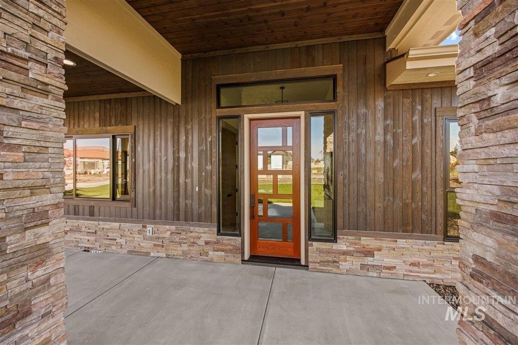 Photo of 13740 Gallo Canyon St, Nampa, ID 83651 (MLS # 98971077)