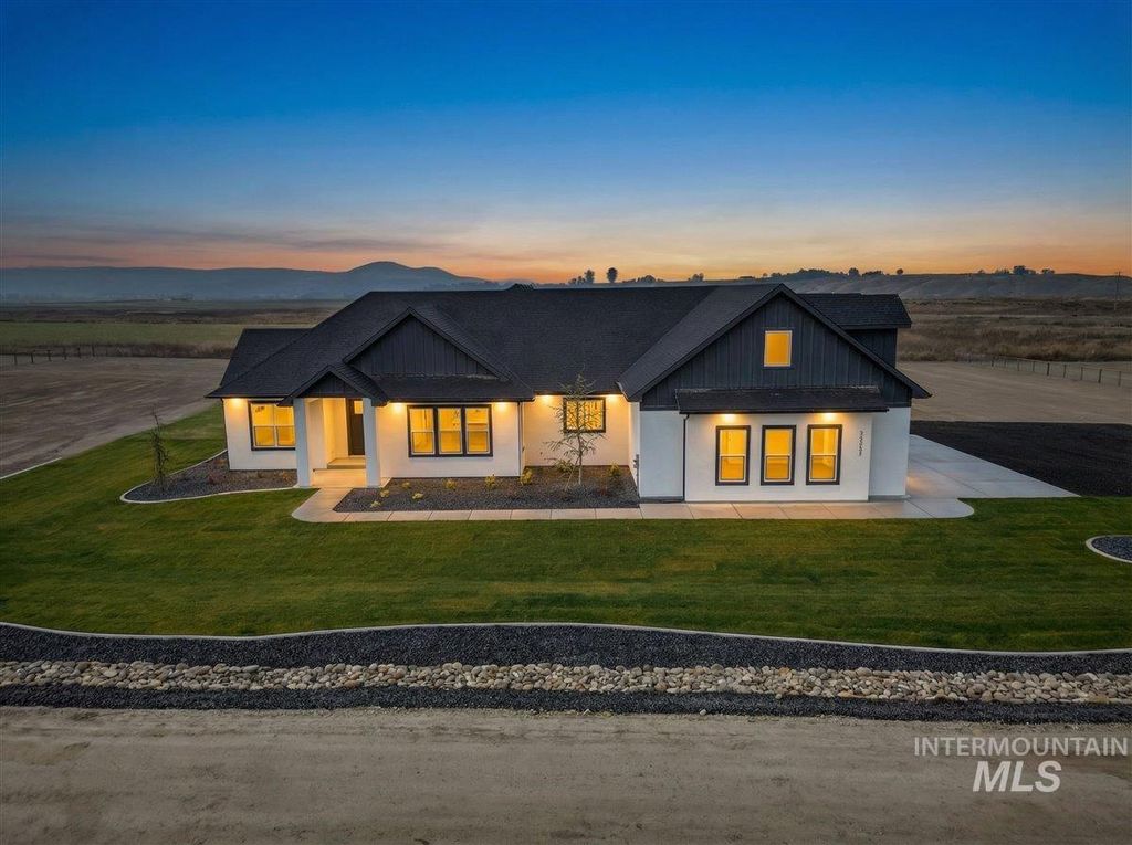 Photo of 25889 Clydesdale Lane, Parma, ID 83660 (MLS # 98969221)