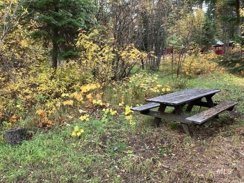 Photo of 534 Brenda Drive, Cascade, ID 83611 (MLS # 98984600)