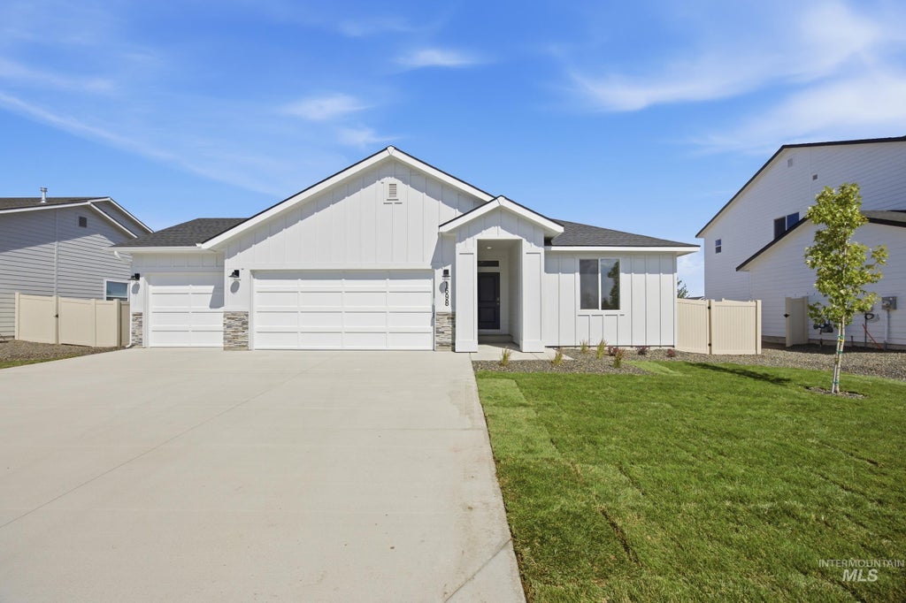 Photo of 1698 Dyer St, Middleton, ID 83644 (MLS # 98999178)