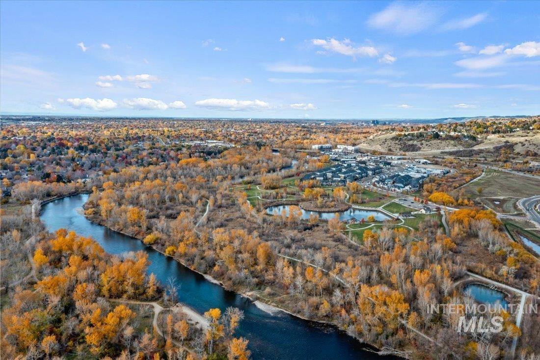 View of property location featuring a large body of water