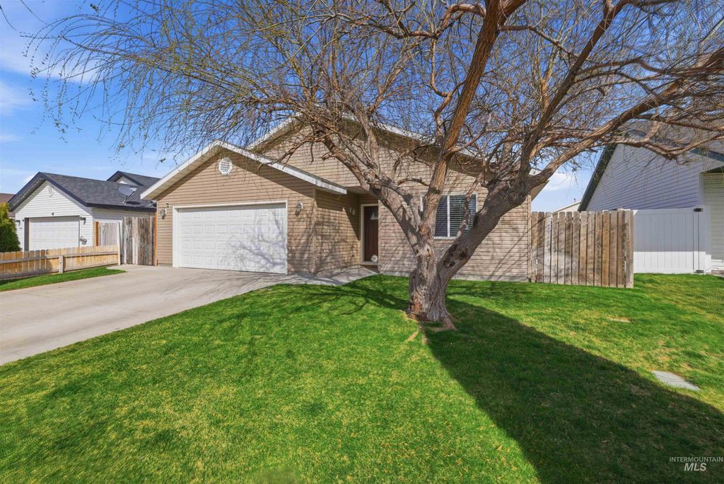 Photo of 1008 S Date St, Jerome, ID 83338 (MLS # 98979836)