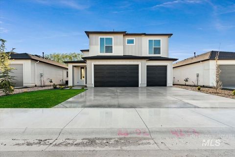 Photo of 4223 Tropic Way, Caldwell, ID 83607 (MLS # 98983320)