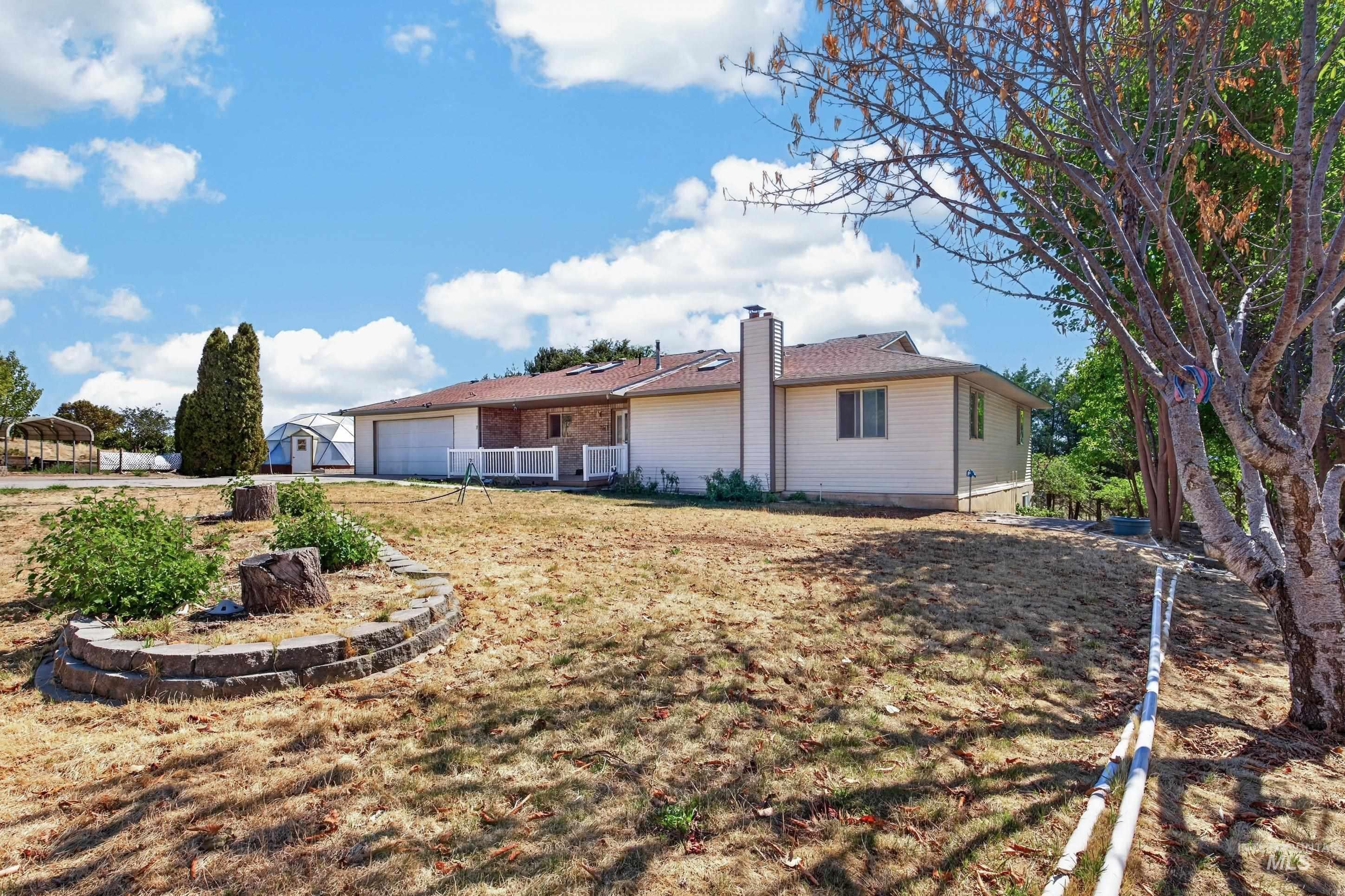9590 Foothill Rd