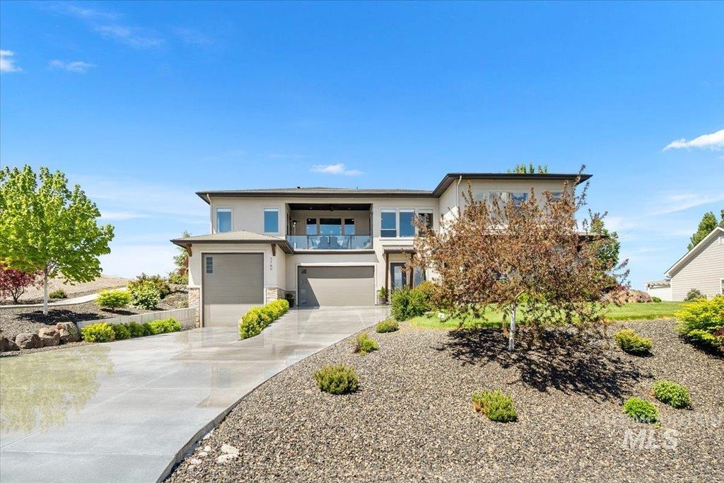 Photo of 7760 N Grand Ridge Lane, Eagle, ID 83616 (MLS # 98984369)