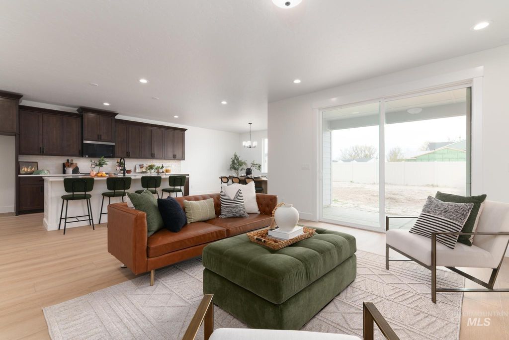 Photo of 14842 Brown Pelican St, Caldwell, ID 83607 (MLS # 98982781)