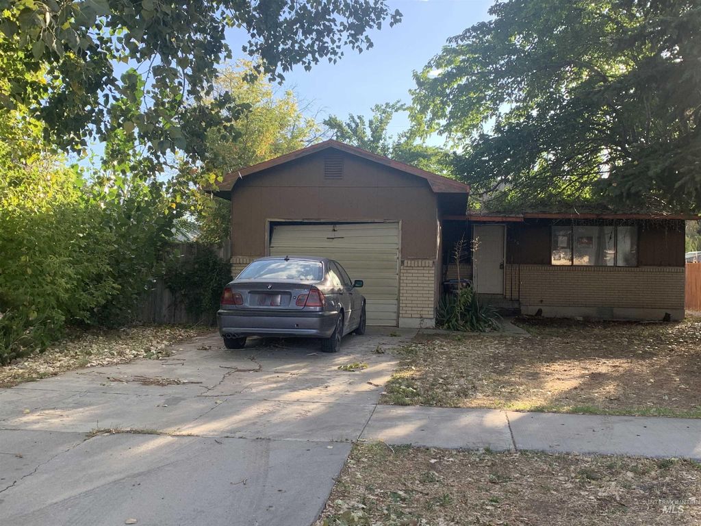Photo of 1435 Normal Ave, Burley, ID 83318 (MLS # 98963814)