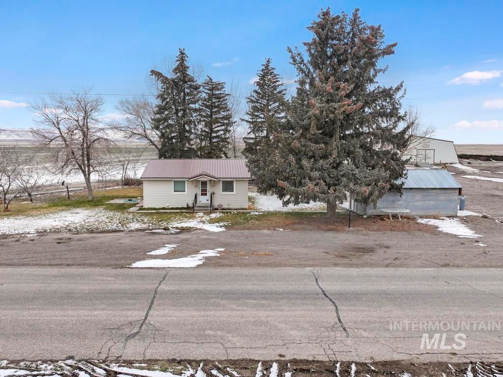 Photo of 1408 S 600 W, Oakley, ID 83346 (MLS # 98971658)