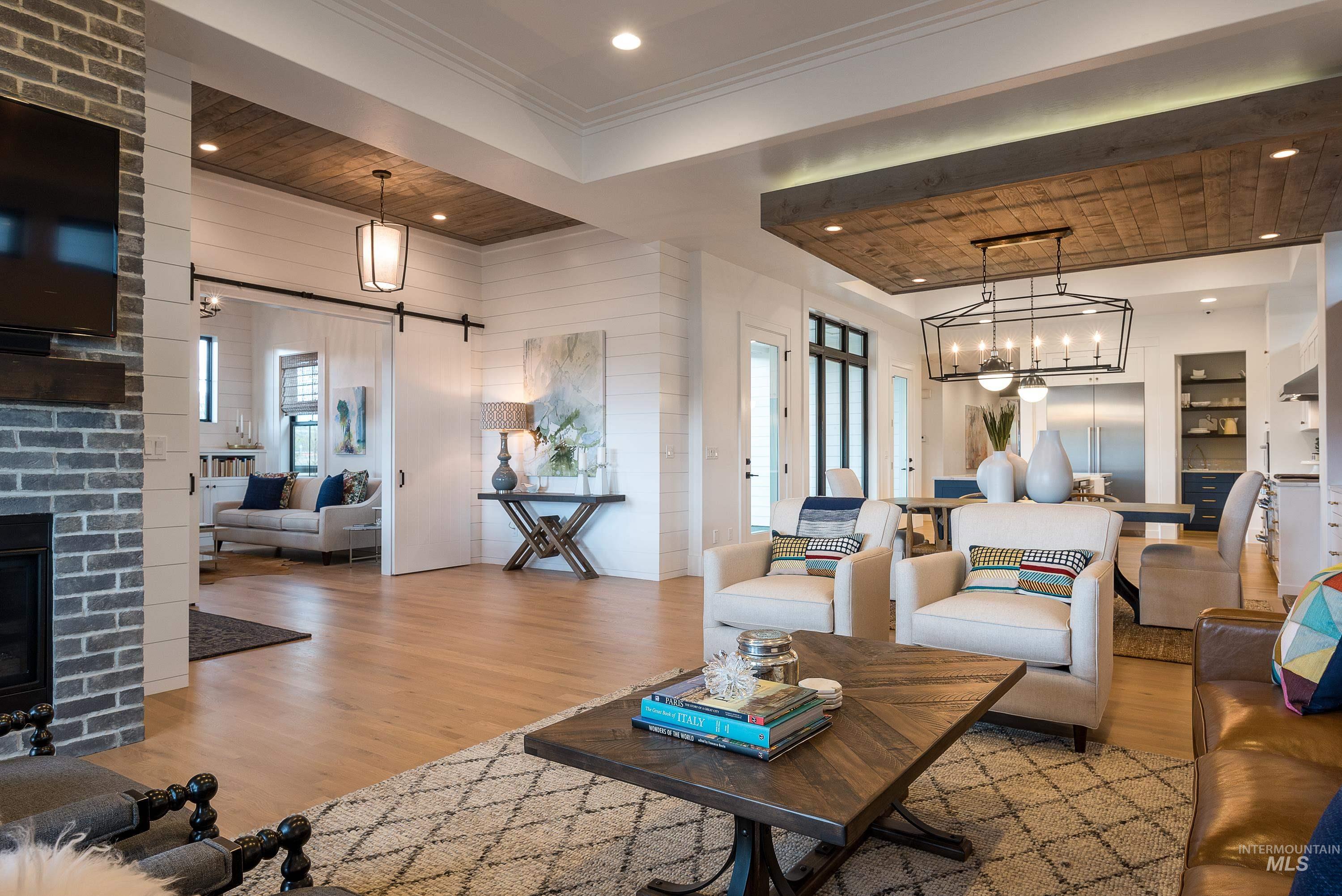 3443 N Harvest Moon Way