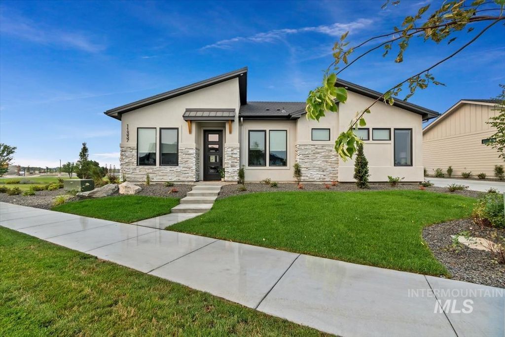 Photo of 11337 S Corbalis Ln, Kuna, ID 83634 (MLS # 98979490)