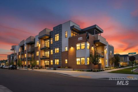 Photo of 4184 E Haystack St #103, Boise, ID 83716 (MLS # 98984256)