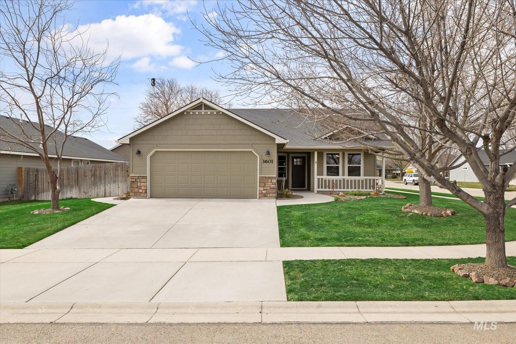 Photo of 3601 S Big Lost Ave, Nampa, ID 83686 (MLS # 98979654)