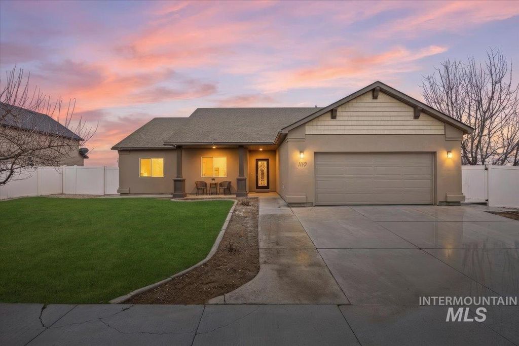 Photo of 1189 Trail Crest Rd, Twin Falls, ID 83301 (MLS # 98972084)