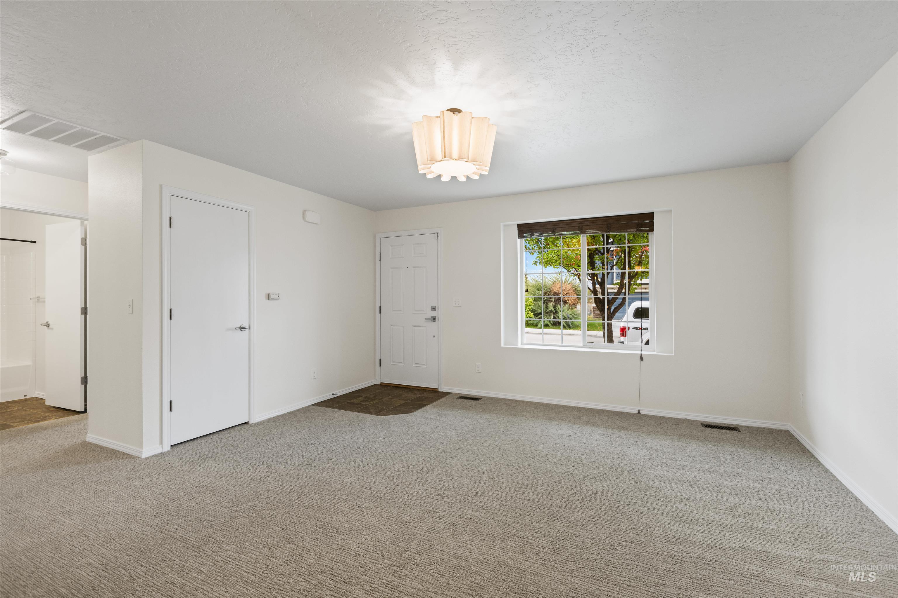4870 S Chex Way