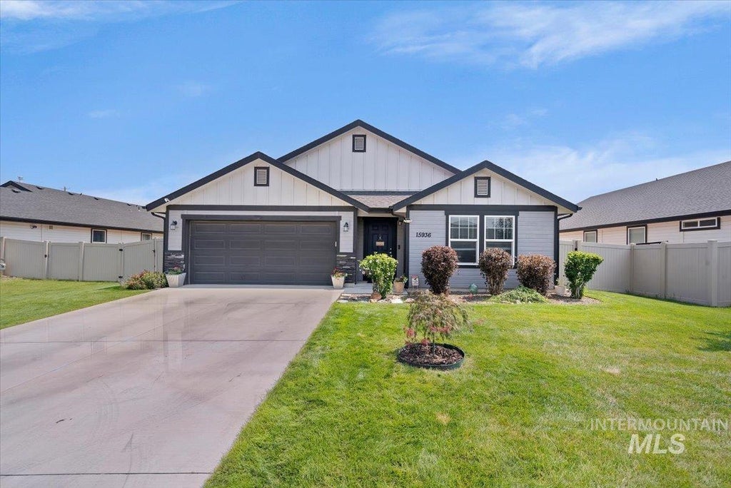 Photo of 15936 N Freestone Way, Nampa, ID 83651 (MLS # 98996684)