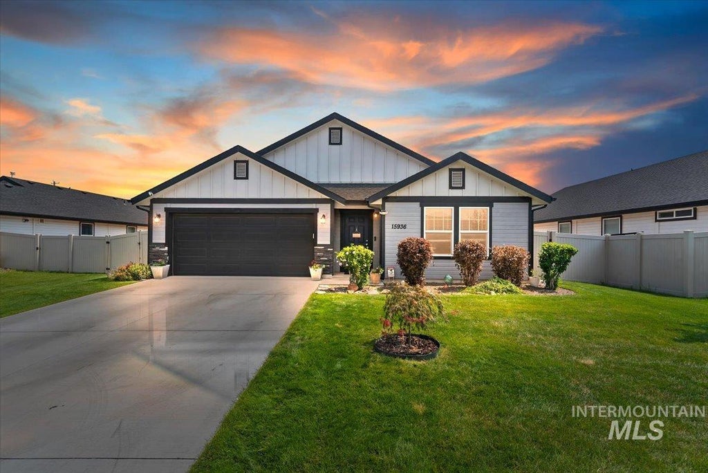 Photo of 15936 N Freestone Way, Nampa, ID 83651 (MLS # 98996684)