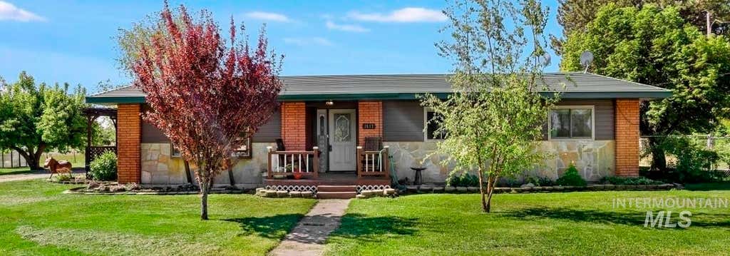 Photo of 1617 9th Ave E AVE, Gooding, ID 83330 (MLS # 98986662)