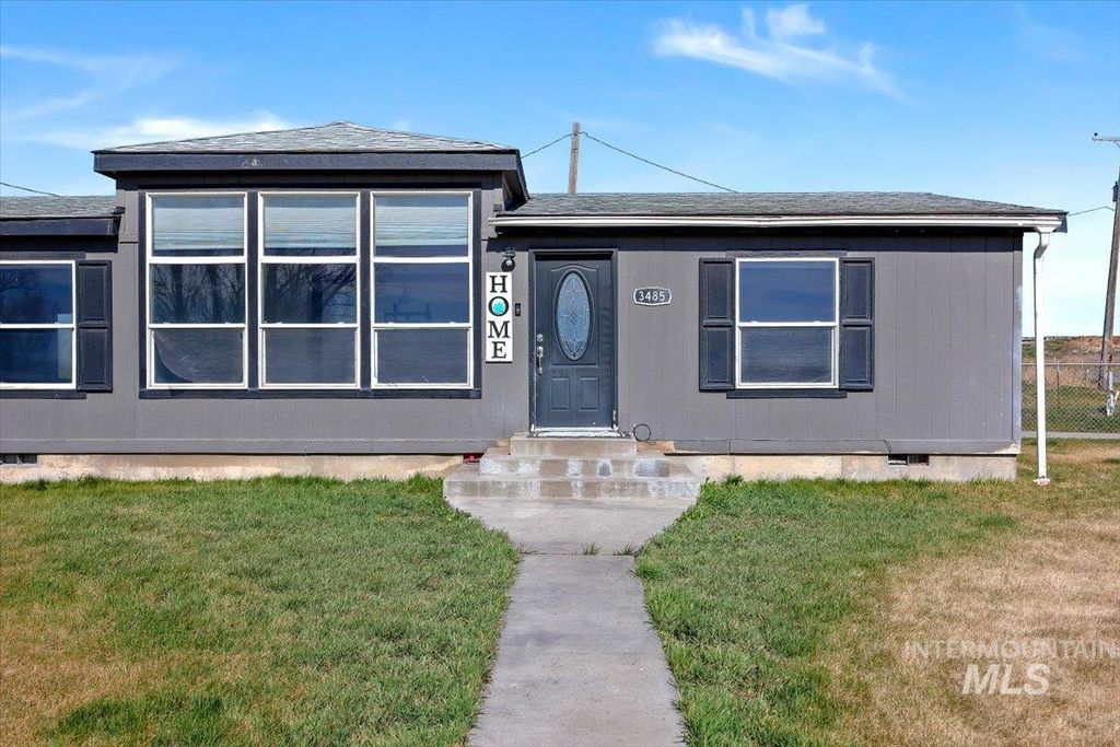 Photo of 3485 S 2000 E, Wendell, ID 83355 (MLS # 98978967)