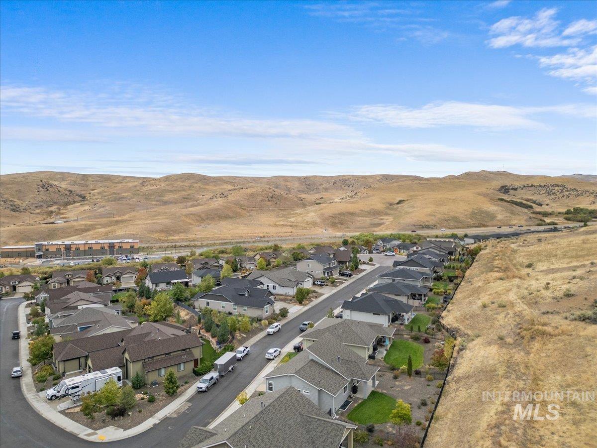 View of property location featuring mountains