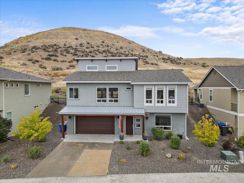 Photo of 19250 N Shepherds Pie Place, Boise, ID 83714 (MLS # 98963842)