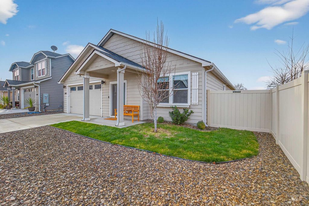 Photo of 2418 Legacy Court, Clarkston, WA 99403 (MLS # 98972075)