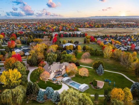 Photo of 6673 N Fox Run Ave, Meridian, ID 83646 (MLS # 98973981)