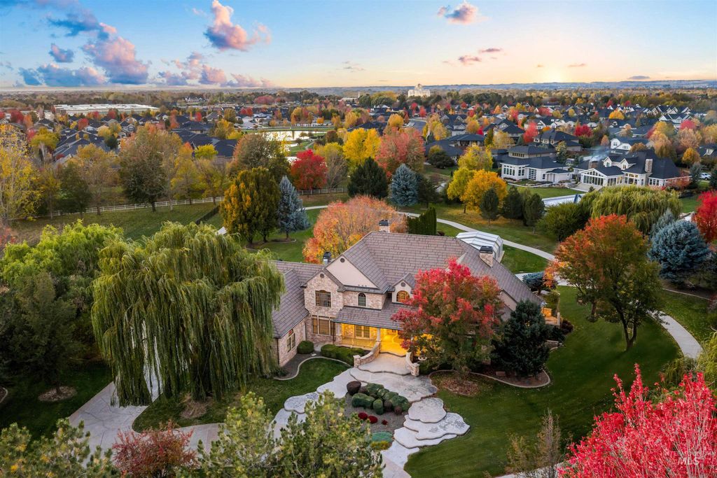 Photo of 6673 N Fox Run Ave, Meridian, ID 83646 (MLS # 98973981)