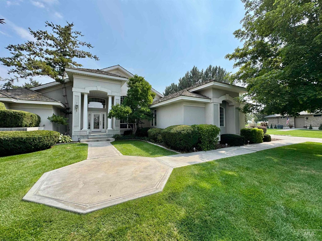 Photo of 315 Clear Lakes Lane, Buhl, ID 83316 (MLS # 99002245)