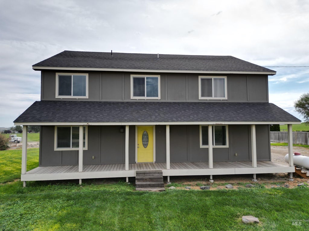Photo of 3044 Purdom Lane, Homedale, ID 83628 (MLS # 98997867)