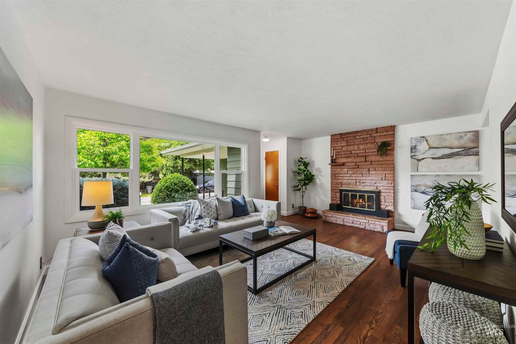 Photo of 3124 N Winsome Road, Boise, ID 83702 (MLS # 98986240)