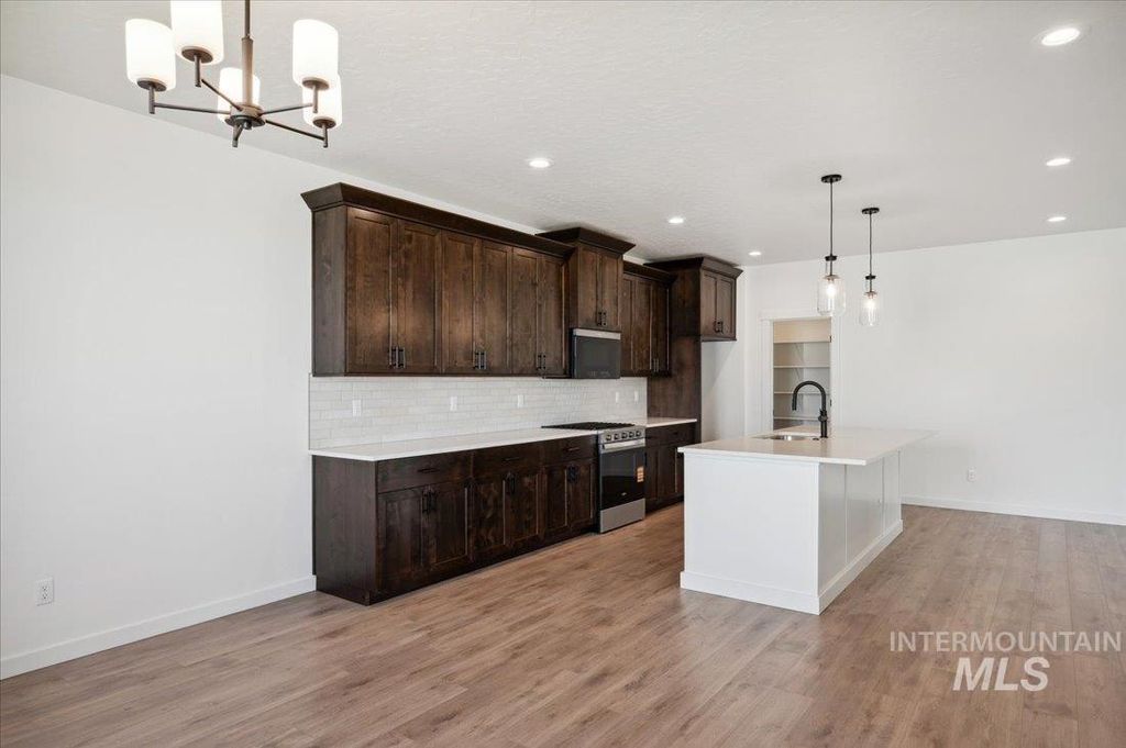 Photo of 14578 Boatwatch Dr, Caldwell, ID 83607 (MLS # 98978960)