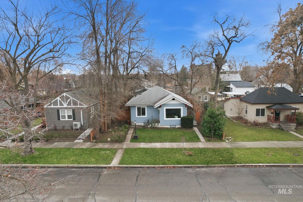 Photo of 2103 W Bannock St, Boise, ID 83702 (MLS # 98971270)