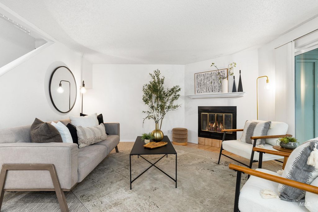 Photo of 3611 S Gekeler Ln #122, Boise, ID 83706 (MLS # 98965094)